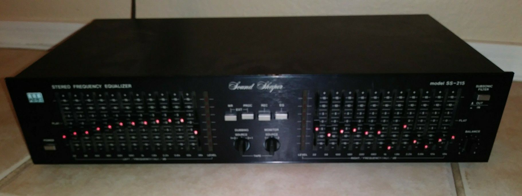 ADC stereo graphic equalizer sound shaper SS 215
