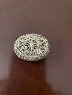 Italian 800 k silver  pill box