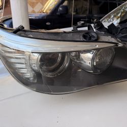 BMW 5-Series E60 OEM HID Xenon Headlight Pair