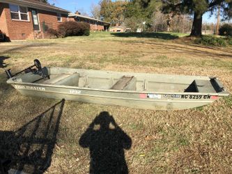 12ft John boat with trolling motor