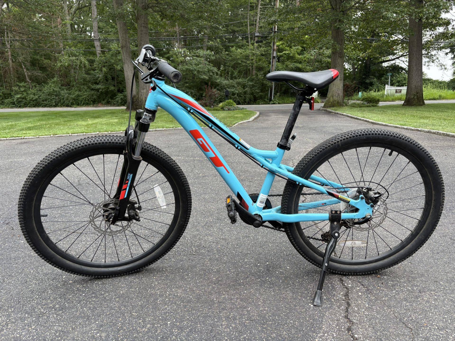 GT Stomper Pro Mountain Bike 24”