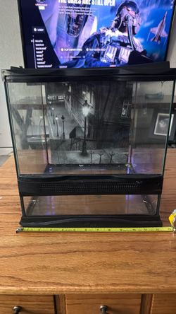 Reptile tank