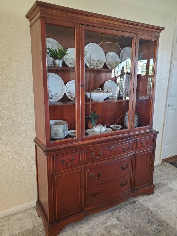 Vintage 1980s Barker Bros China Cabinet