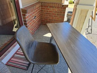 Desk And Chair