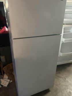 Ge fridge size size 16