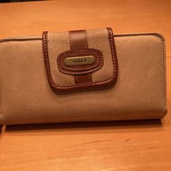 Vintage Mundi  Ladies Beige Wallet