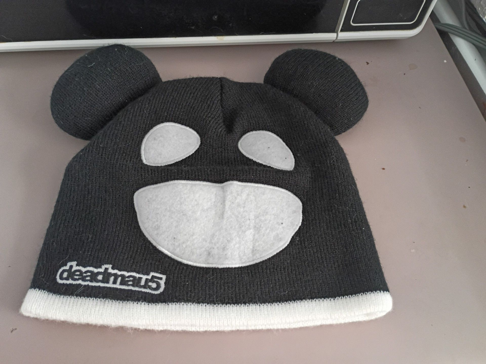 RARE VINTAGE DEADMAU5 BEANIE! hat Zumiez thrasher hot topic Nike jordan