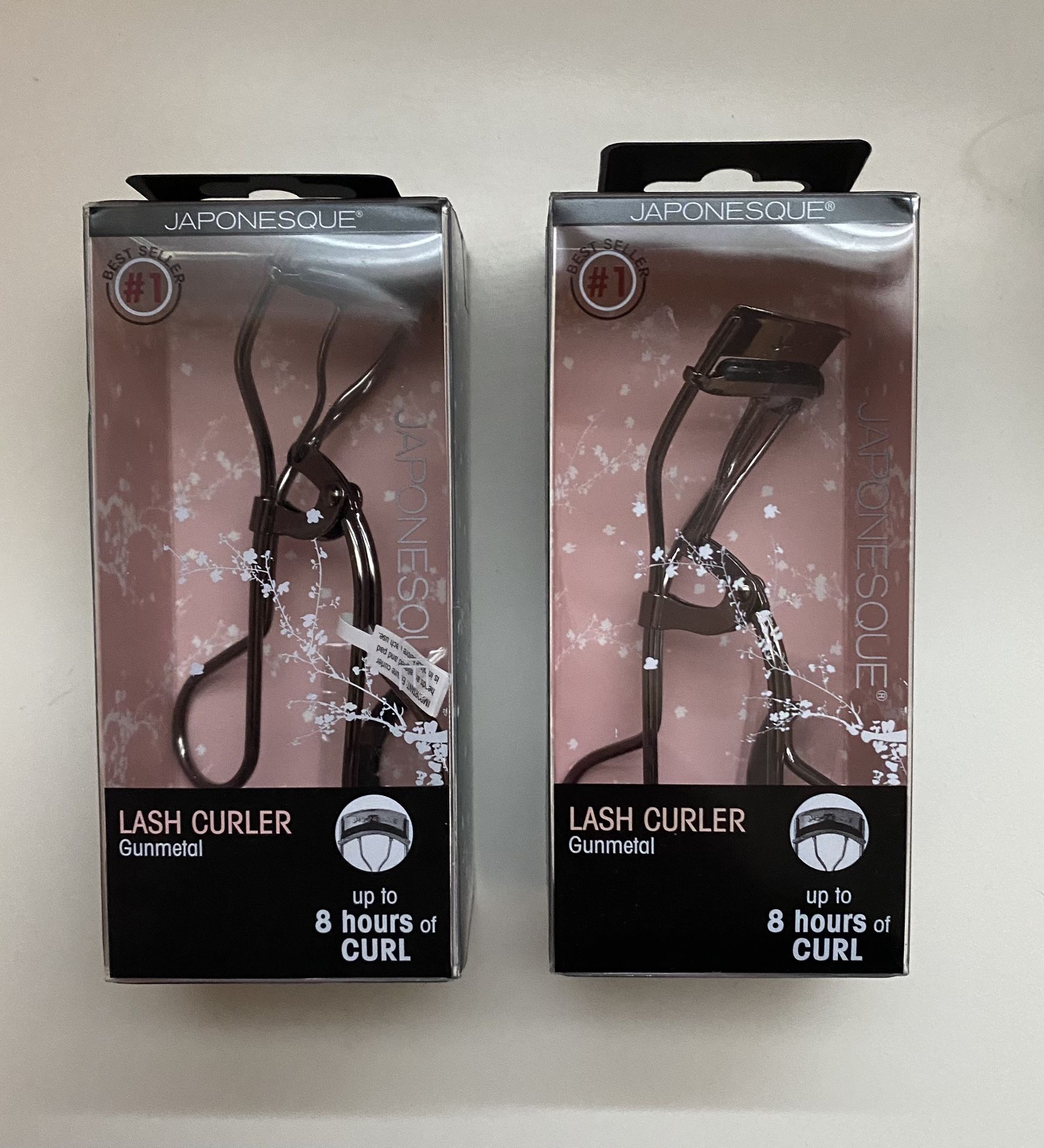 Eyelash curler