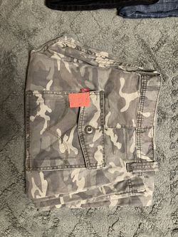 LEVI’S CAMO Jeans, Cargo, 38” X 34”, Loose And Straight
