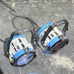 (2) Arri 300+ Professional Light Fixtures