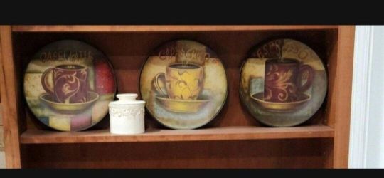 3 decorative coffee plates