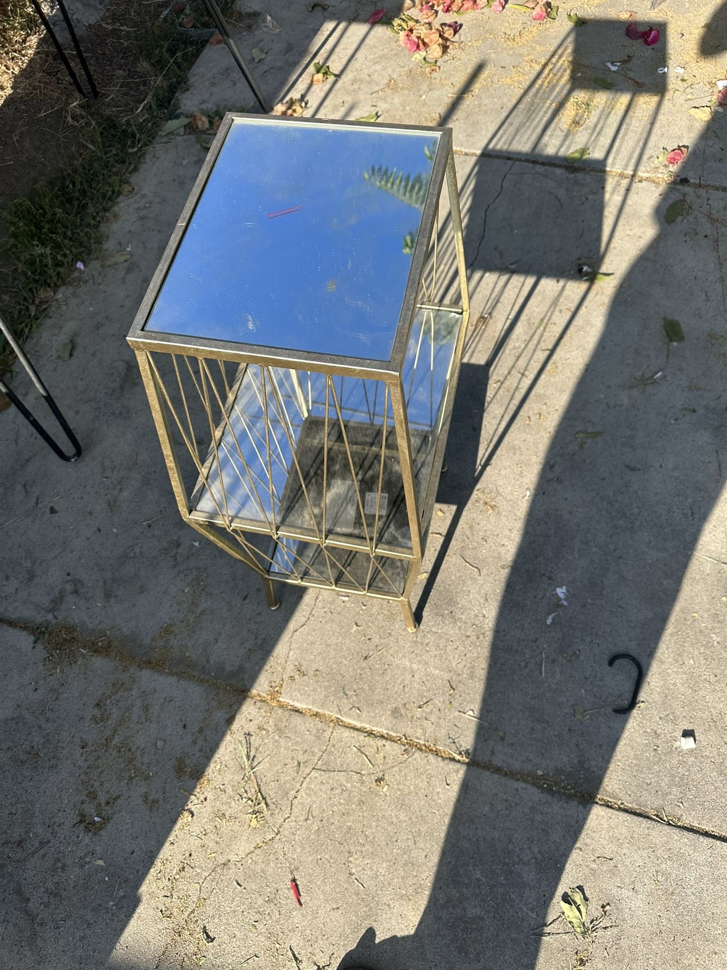 Decorative Glass Mirror Table