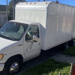 1997 Ford E350  With Lift Gate 