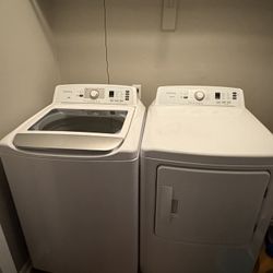 1-Year-Old Washer & Dryer Set — Like New SERIOUS INQUIRES ONLY