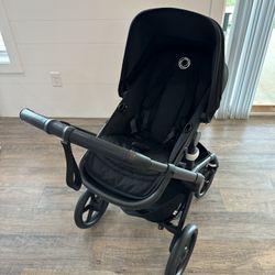 Bugaboo Fox 5 Stroller With Toddler on Seat, Bassinet And Extras