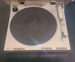 Vintage DENON Direct-Drive Turntable