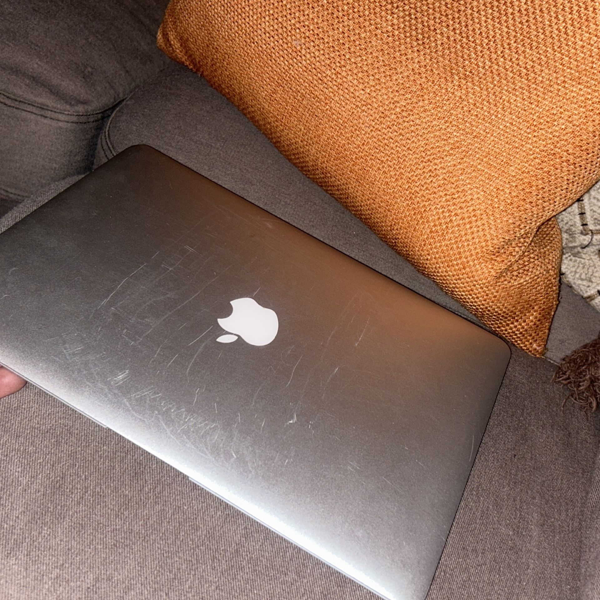 MacBook Air Md# A1466