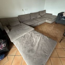 HUGE COUCH/BARELY USED
