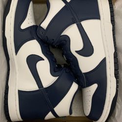 Nike Dunk High  Midnight Navy  Size 6Y 