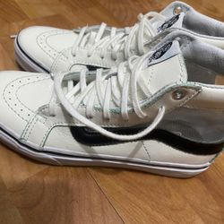 Vans UNIQUE White Hightop 