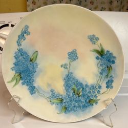 Thomas Sevres Bavaria  porcelain hand painted in shades of blue Forget-Me-Nots collectors plate 10” Original Hallmark On Back 