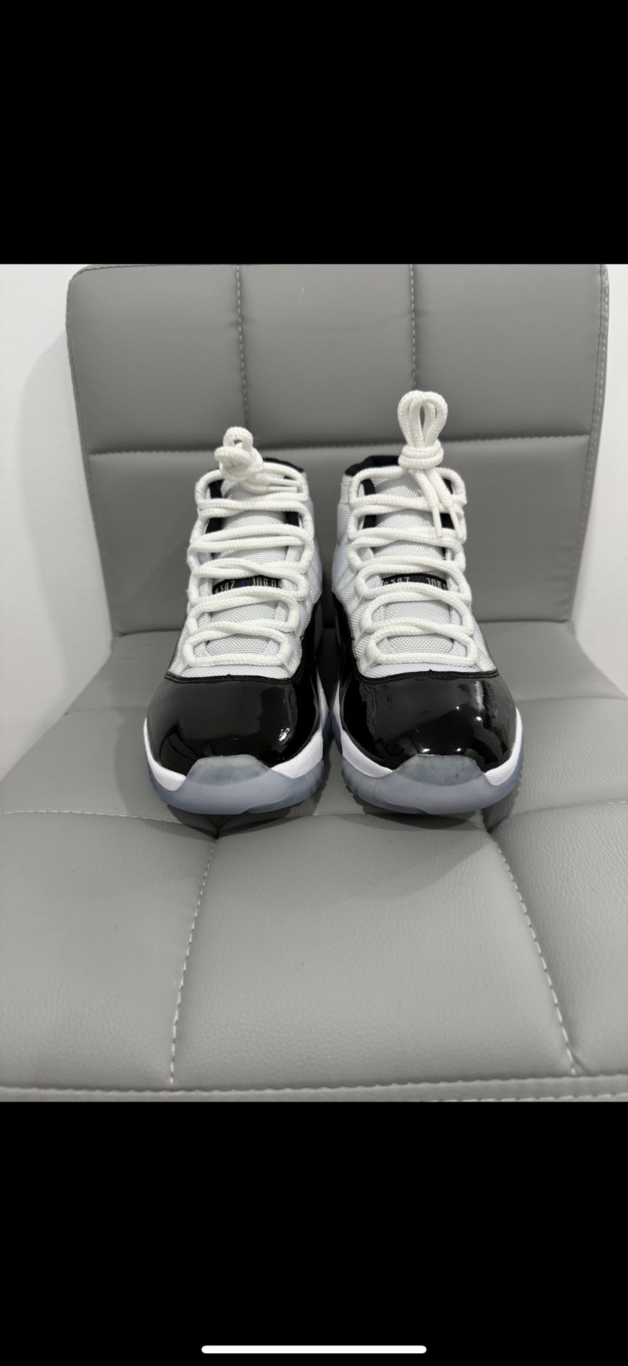 Air Jordan 11 “Concord” Size 7 