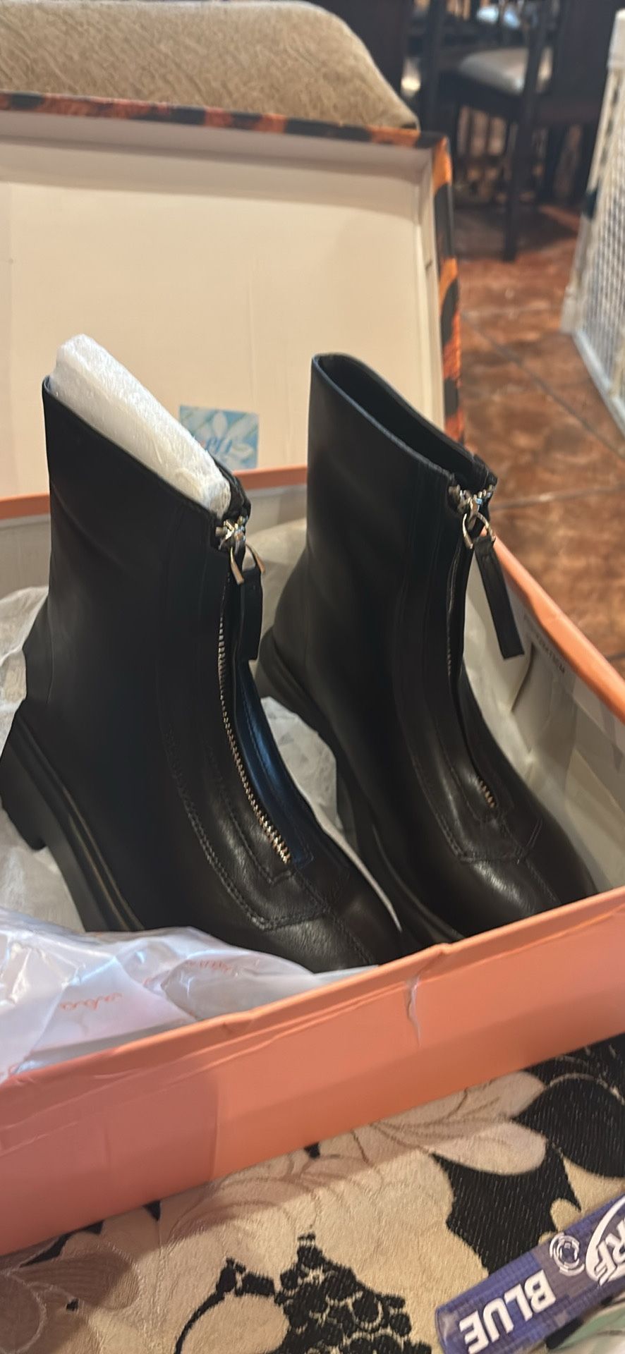 Black Boots