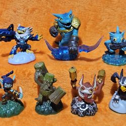Skylanders Figure Bundle - Lot of 7