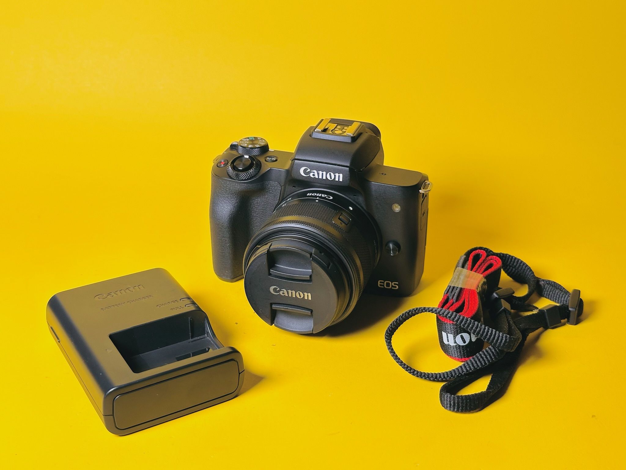 Canon M50 mark II w/ Kit lens