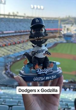 LA Dodgers x Godzilla Minus One Bobblehead