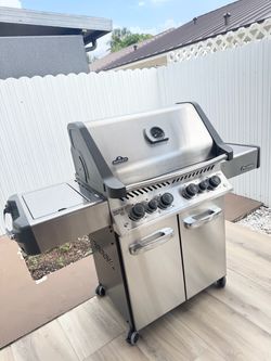 Barbecue - Napoleon Legacy Prestige 500 4-Burner prestige for Napoleon Propane Gas Grill with Infrared Side and Rear Burner in Stainless Steel set