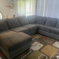 Full used sectional 