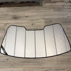 CoverCraft Sun Shade for Chevrolet Camaro (6th gen models 2016-2024)