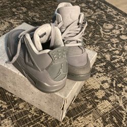 Jordan 4s  Size 6.5