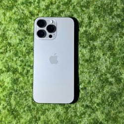 iPhone 16 Pro Max | 256GB | Natural Titanium | Factory Unlocked