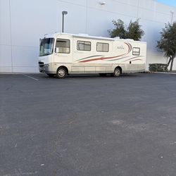 2001 Coachman Auroa 3380 MBS remodled inside/out