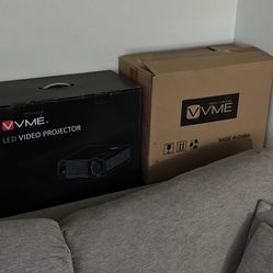 Brand New Led Projector Hd I USB VGA Pro White Model 