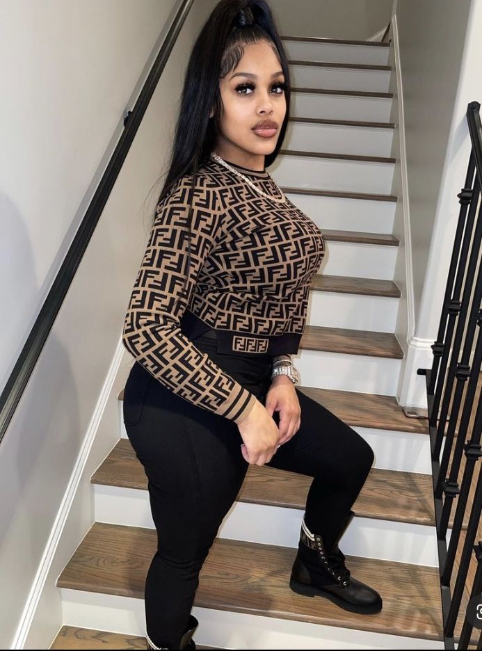 Women FENDI SWEATER NEW