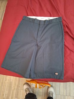 Dickies shorts size 36 new