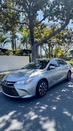 2015 Toyota Camry hybrid
