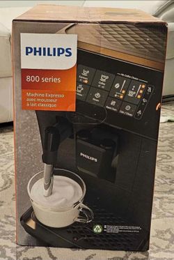 Philips 800 Series Fully Automatic Espresso Machine with Milk Frother - Brand New!