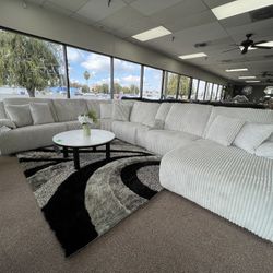 Recliner Sectional 
