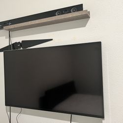 Vizio  Smart Tv With Sound Bar And Remotes Tv 35-45 Inch 