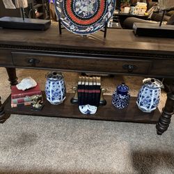Console table