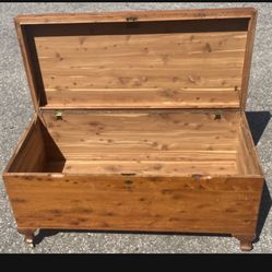 Early 20th C. West Branch Novelty Co Knotty Pine Cedar-Lined Chest on Caster Feet