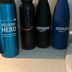 amazon water bottles they keep your water, nice and cold