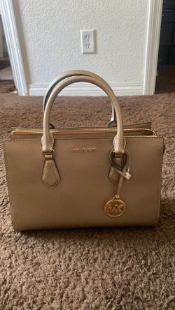 Micheal Kors bag