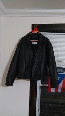 Leather jacket new $60
