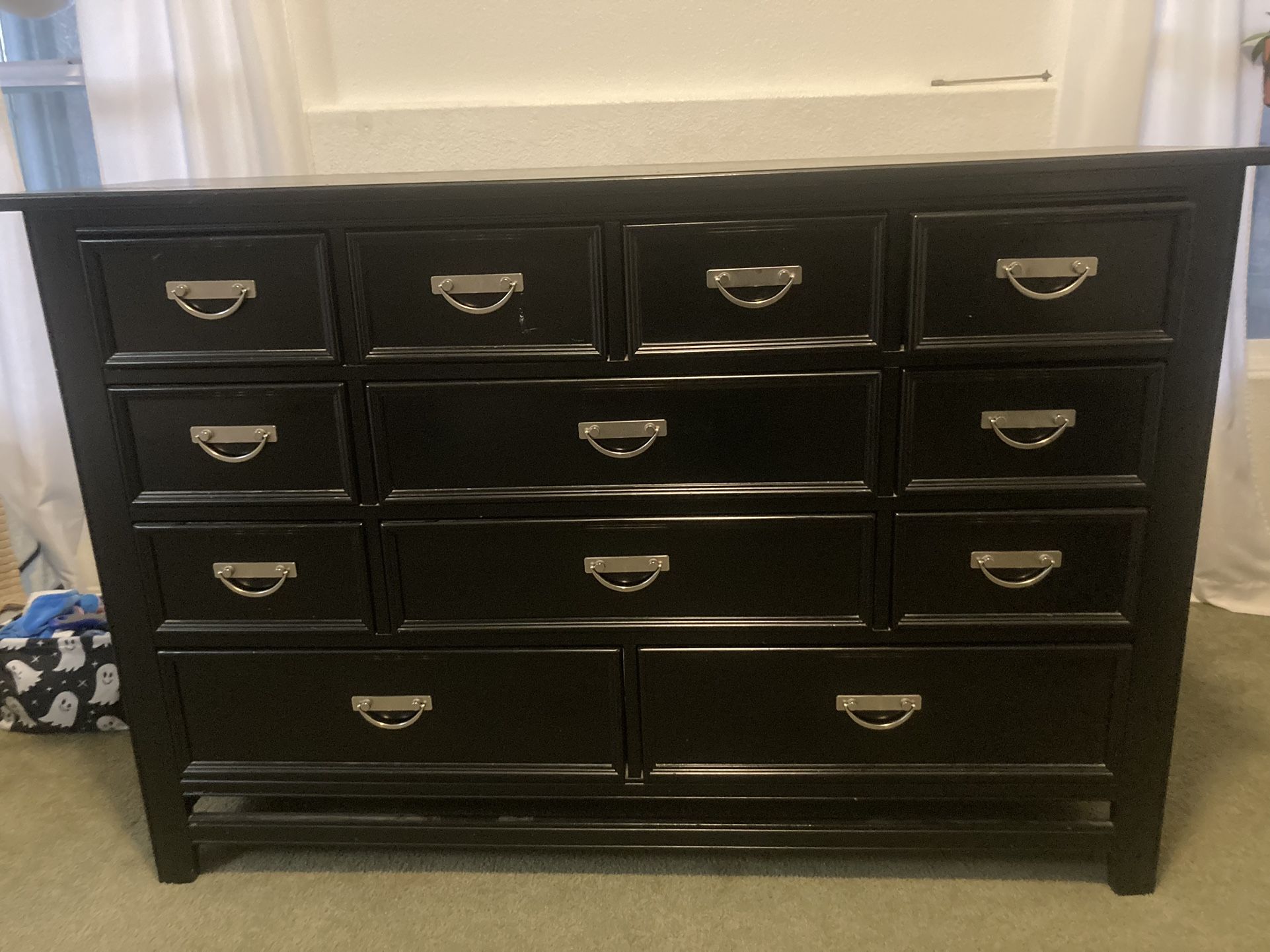 Dark Black Silver Dresser And Mirror