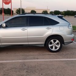 2008 Lexus Rx350 - Title in hand/tags're up to date till July 2027
